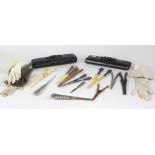 Glove Stretchers. A large collection of approx.