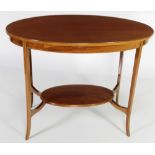 A fine quality Georgian style mahogany oval Occasional Table, possibly by Hicks,
