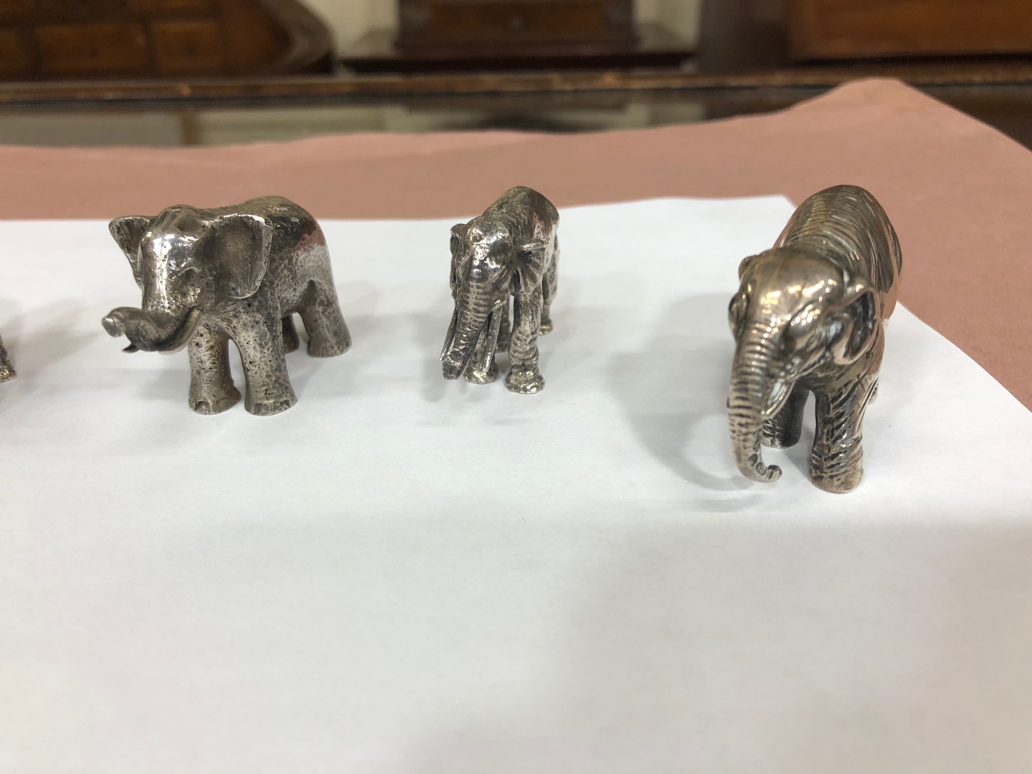 Elephants: A George V English silver Pin Cushion in the form of an elephant; - Image 3 of 11