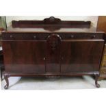 An attractive Chippendale mahogany Sideboard Cabinet,