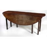 A good quality early 19th Century Irish mahogany Hunt Table,