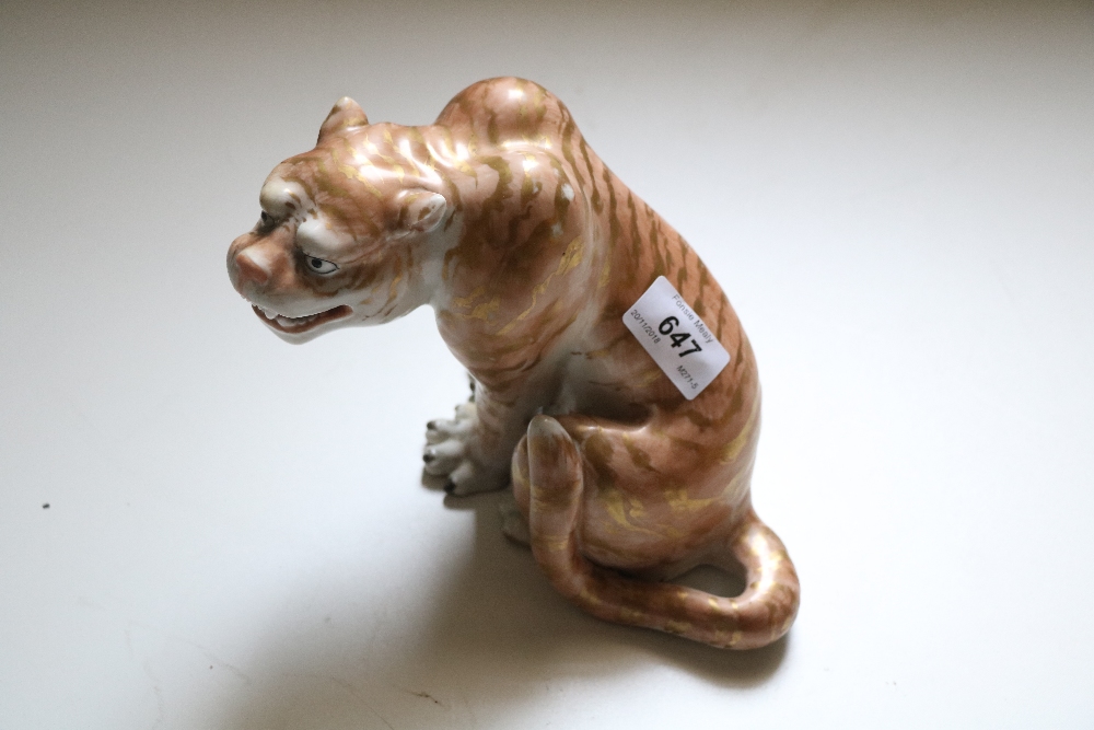 A Japanese porcelain Model of a Tiger, Taisho period, - Image 4 of 5