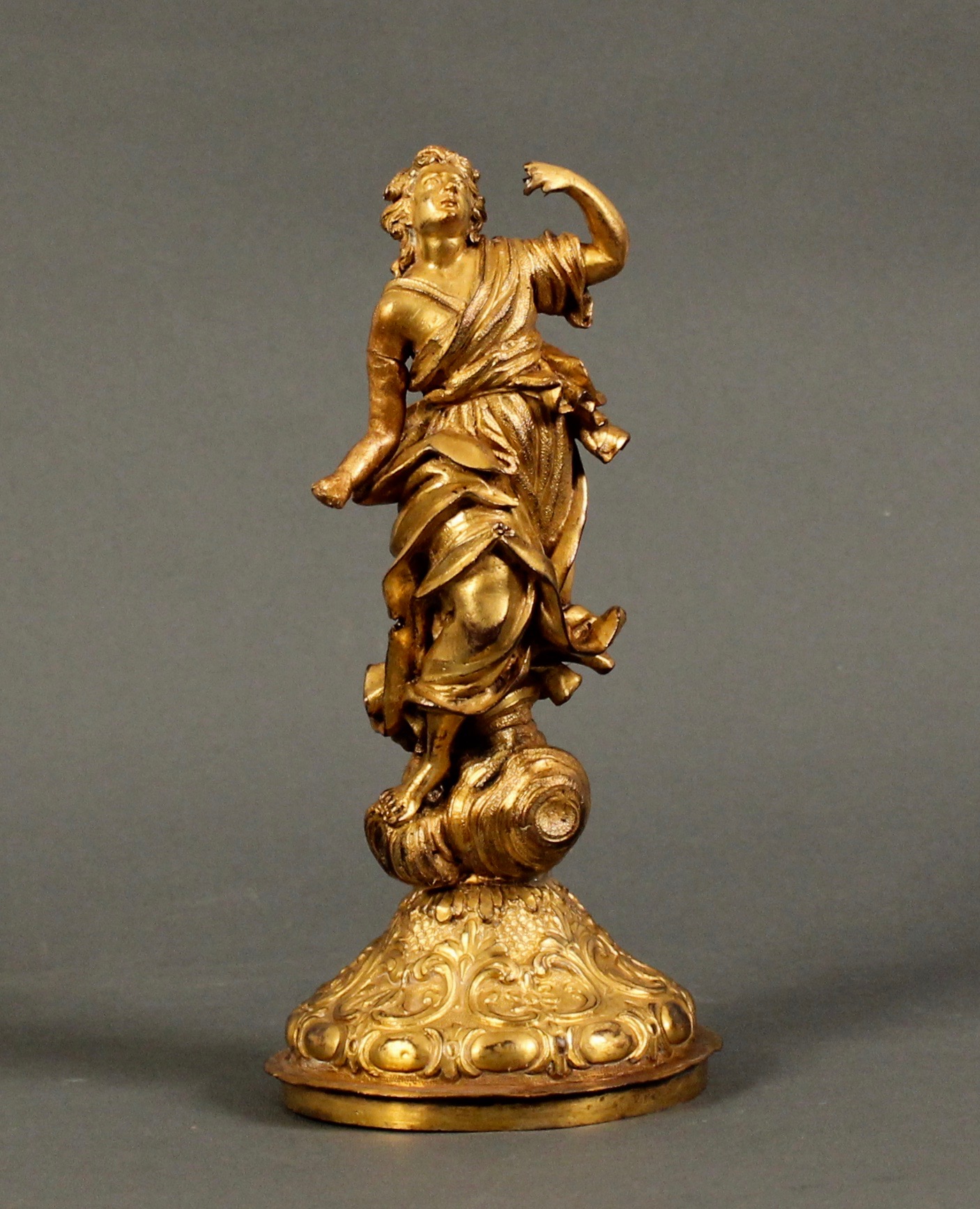 FIGURA NEOCLASSICA. Scultura in bronzo