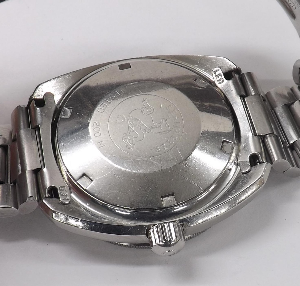 Rare Omega Seamaster 200 'Banana' automatic chronograph stainless steel gentleman's bracelet - Image 2 of 5