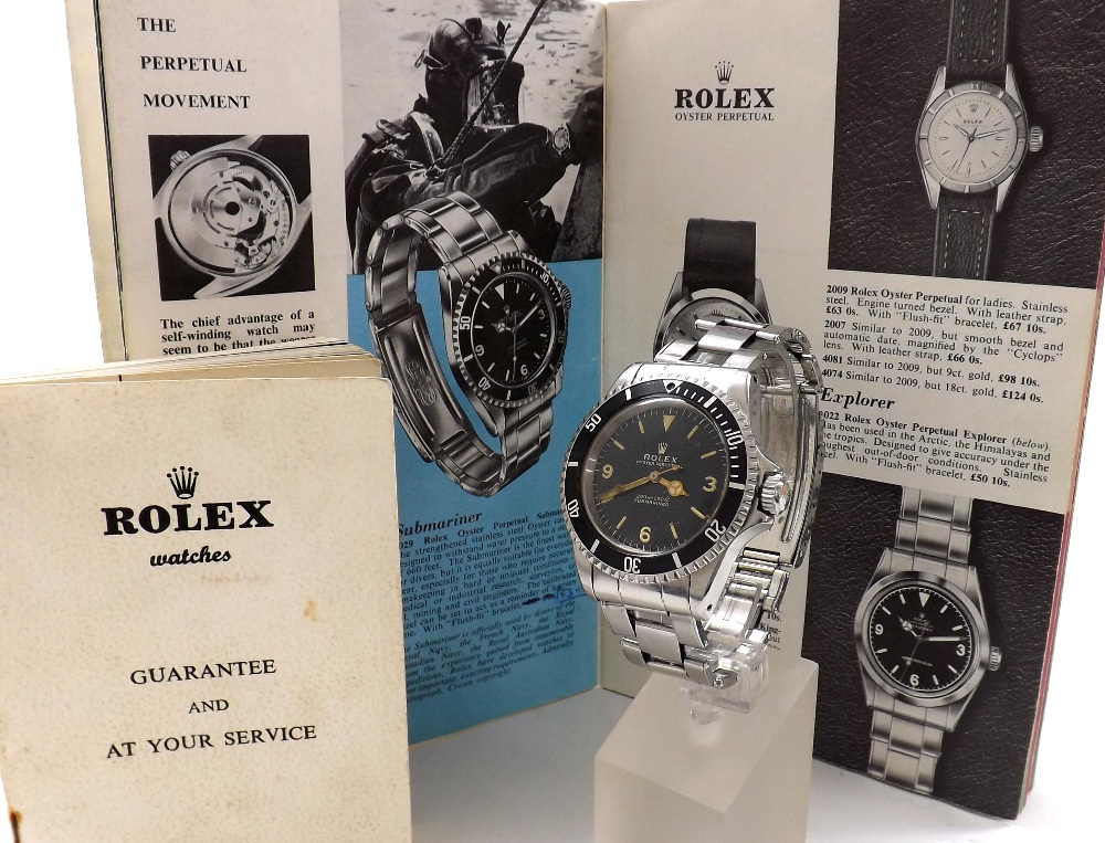Rare and fine Rolex Oyster Perpetual Submariner stainless steel gentleman's wristwatch with the 3-