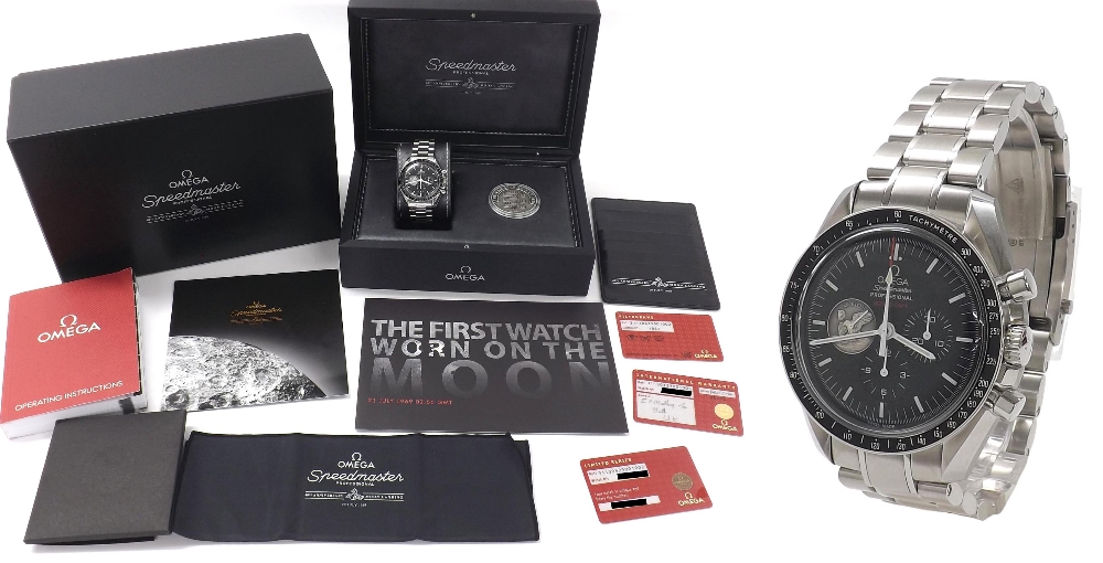 Omega Speedmaster 'Apollo 11 40th Anniversary Moon Landing' chronograph stainless steel gentleman'