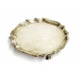 George III silver card tray with a pie-crust moulded border, London 1806, 5.5" wide; 7.2oz t