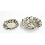 Small silver pierced bonbon dish, maker Walker & Hall, Sheffield 1905; together with a small