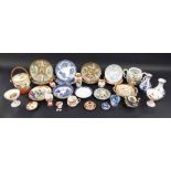 Collection of assorted Chinese and Japanese porcelain including a blue and white side plate, 7"