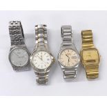 Four Seiko quartz gentleman's bracelet watches (4)