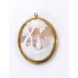 Victorian 9ct mounted oval shell cameo pendant/brooch, depicting a lady in a wooded landscape, 18.