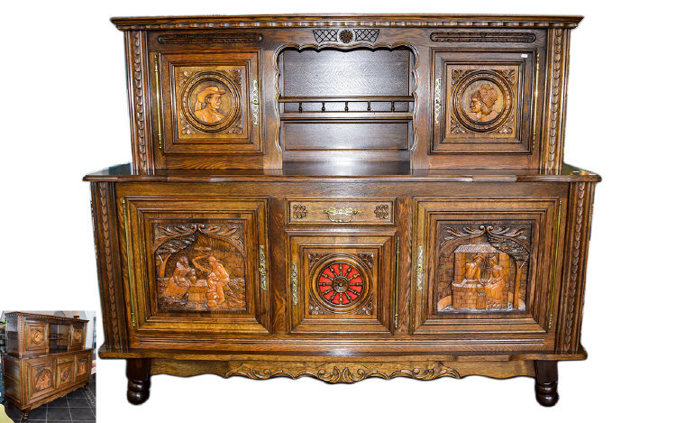 Large European Oak Court Cupboard/Dresser The Top With Central Rack Between Two Doors Above Cupboard