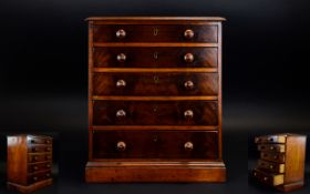 Edwardian Period - Well Made Apprentice Piece / Sampler Mahogany Miniature Graduated Chest of