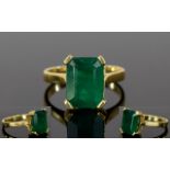 18ct Yellow Gold Set Handmade Single Stone Step-Cut Emerald Ring.