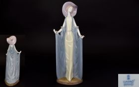 Lladro - Fine Quality Porcelain Figurine ' Afternoon Tea ' Model No 1428. Sculpture Jose Puche.