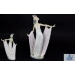 Lladro - Fine Quality Porcelain Figurine ' Grand Dame ' Model Num 1568. Sculpture Jose Puche.