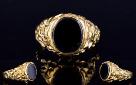 Gents 9ct Gold Single Stone Black Onyx Set Dress Ring, with Bark Finish to Shank. Fully Hallmarked.