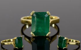 18ct Yellow Gold Set Handmade Single Stone Step-Cut Emerald Ring. The Columbian Emerald of Excellent
