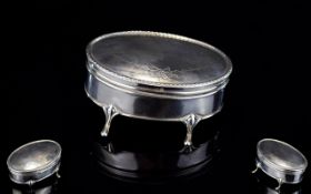 George V Oval Shaped Silver Lidded Trinket Box with Beaded Design Rim / Border and Ribbon and Bow