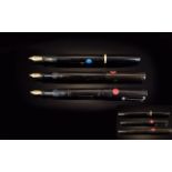 Parker Duofold Fountain Pen - No Clip Black Rubber Case - Gold Band, Newhaven 14ct Gold Nib. c.