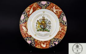 Royal Worcester Queen Elizabeth II Golden Jubilee Commemorative Plate A boxed plate with gilt