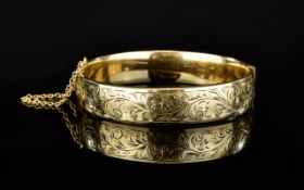 Edwardian Period 9ct Gold / Metal Core Hinged Bangle with Safety Chain.