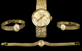 Garrards Ladies 1970's 9ct Gold Watch, with Integral 9ct Gold Bracelet.
