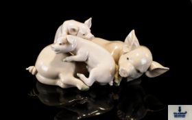 Lladro - Porcelain Group Figure ' Mother Pig with Piglets ' Model No 5228. Retired 1998. Size 7 x 4.