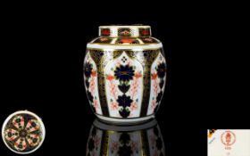 Royal Crown Derby Fine Quality Small Imari Pattern Lidded Ginger Jar. Pattern No 1128 & Date 1989.