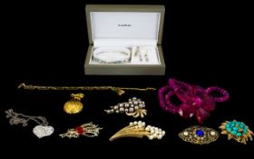 Good Collection of Mixed Costume Jewellery, Includes Brooches, Necklaces, Brooches, Earrings,