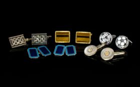 A Good Collection of Gentleman's Vintage Cufflinks ( 5 ) Pairs In Total.