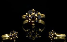 Ladies - Nice Quality 9ct Gold Garnet Set Cluster Ring. Flower head Design. Fully Hallmarked.