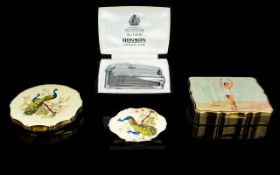 A Collection Of Vintage Accessories Four items in total to include musical compact by Stratton with