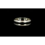 Ladies 14ct White Gold Wedding Band. Marked 585 - 14 ct. Ring Size - P. 2.5 grams.