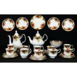 Royal Albert Old Country Roses Part Teas