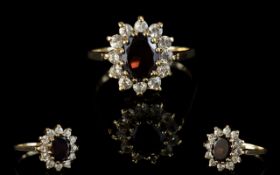 A Vintage 9ct Gold Attractive Garnet And