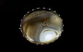 Antique 9ct Gold Mounted Oval Shaped Agate Set Small Brooch. Not Marked but Tests Gold. 1.
