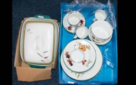 Royal Worcester "Evesham Vale" Ceramic Tableware.