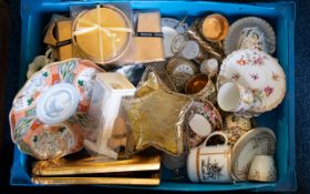 Box of Assorted Decorative Ceramics, Gla