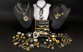 A Collection Of Costume Jewellery Housed In Black Onyx Trinket Box A varied collection housed in