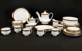 Paragon 'Holyrood' 42 Piece Service Comprising Large Dinner Plates, Side Plates, Cups,