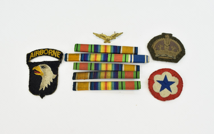 World War II Military Medals ( 5 ) Award