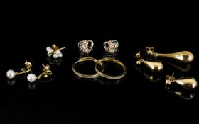A Good Collection of Contemporary Designed 9ct Gold Pairs of Earrings ( 6 ) Pairs In Total.