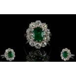 18ct White Gold Diamond & Emerald Cluster Ring Oval Green Emerald Surrounded By 10 Round Cut