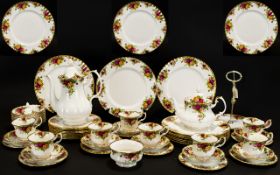 Royal Albert Old Country Rose Part Dinner and Tea Service, to include 9 Dinner Plates,