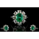 18ct White Gold Diamond & Emerald Cluster Ring Oval Green Emerald Surrounded By 8 Round Cut