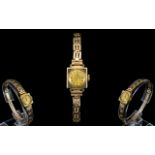 Accurist Ladies 1950's 9ct Gold Mechanical Wind-up Bracelet Watch.