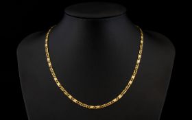 A Fine Quality Fancy 9ct Gold Chain with Good Clasp. Full Hallmark for 9ct.