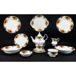 Good Collection of Old Country Roses Royal Albert Pottery, Consists of 4 Dinner Plates, 11 Desert