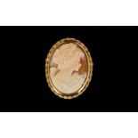 Vintage 9ct Gold Mounted Shell Cameo Brooch / Pendant of Oval Shape. Full Hallmark for 9.375 Gold.